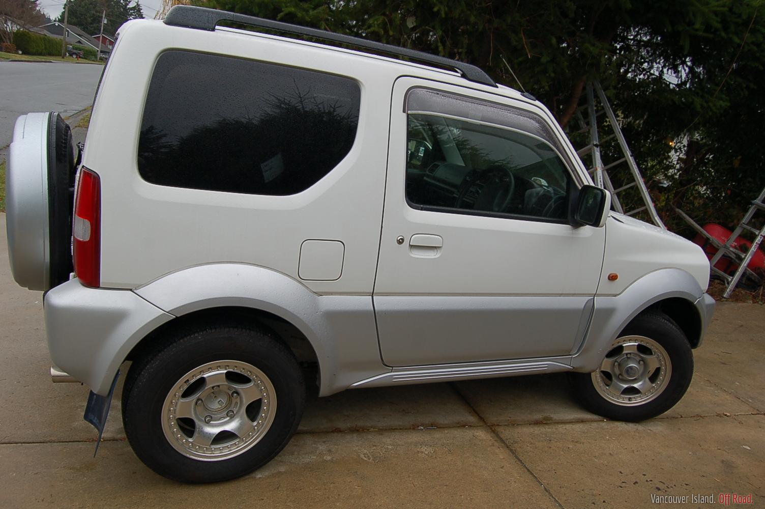 DISM 1/43 Jimny550 Half l Door ホワイト Fujimi 1/24 Scale Suzuki Jimny JB23 Land Venture/Pearl White