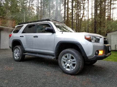 5th gen 4Runner Prinsu full length rack side