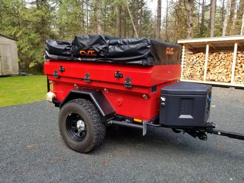 Off road trailer with CVT roof top tent