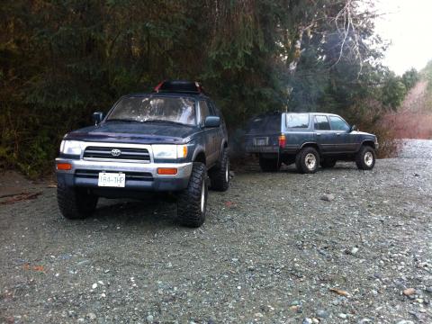 3rd gen 4runner OME lift 35"s