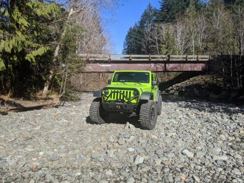 JK Rubicon river rocks
