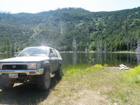 Sherk Lake, BC - 4Runners off road 4x4