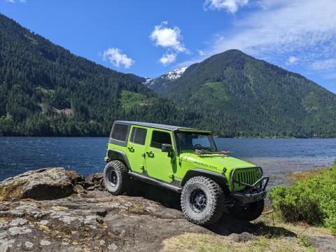 Sproat Lake lakeside camping