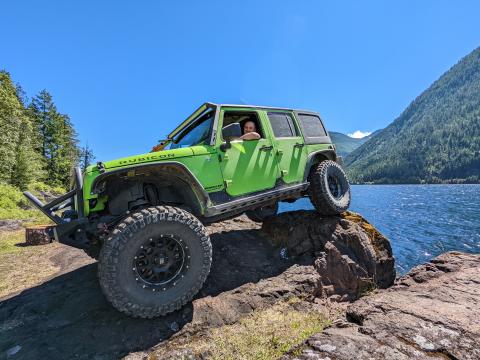 Sproat Lake lakeside camping