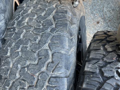 5 Rubicon Hardrock JK rims and tires