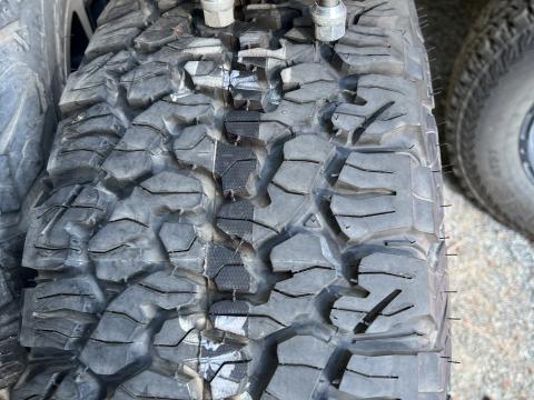 5 Rubicon Hardrock JK rims and tires