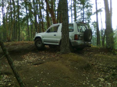 the pajero on pinkis trail. i just crawl up it.