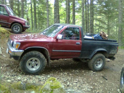 El Yota!   not a pick up     joels back woods cruiser with 31s