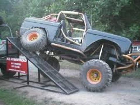 bronco on leafs and coils w solid axles 